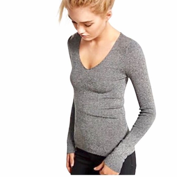 Express Tops - Expressed One Eleven Marled Knit V-Neck Top sz S
